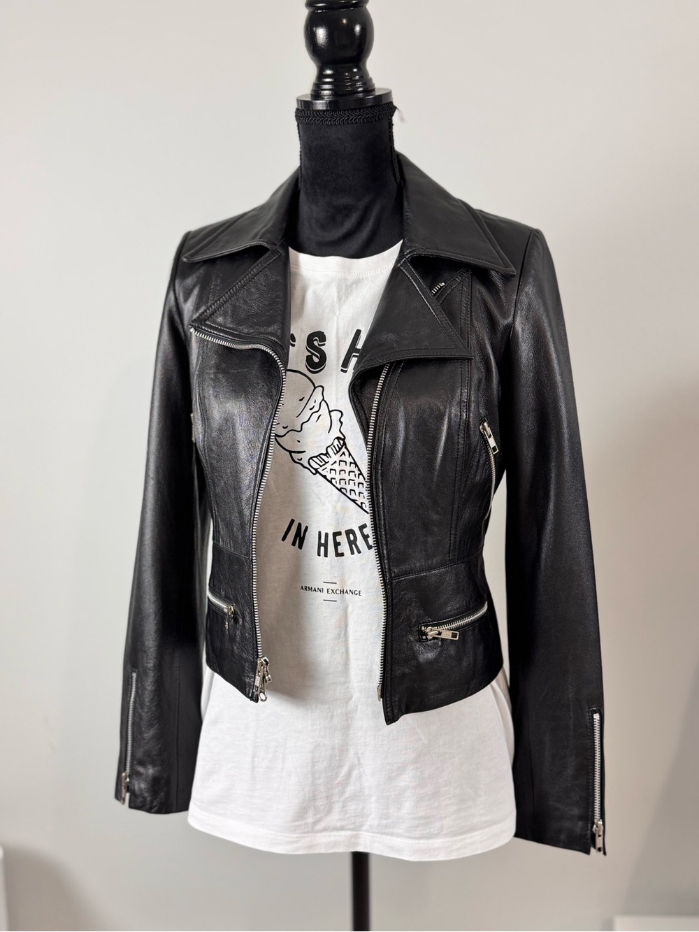 Bebe Women's Black Leather Biker Jacket Lined Zip Pockets Size S (US 4)